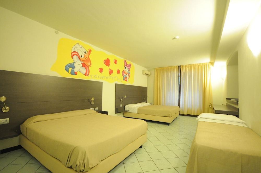 Hotel Tirreno