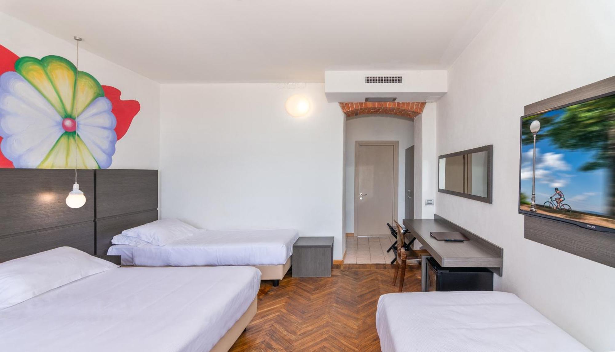 Tirreno Hotel