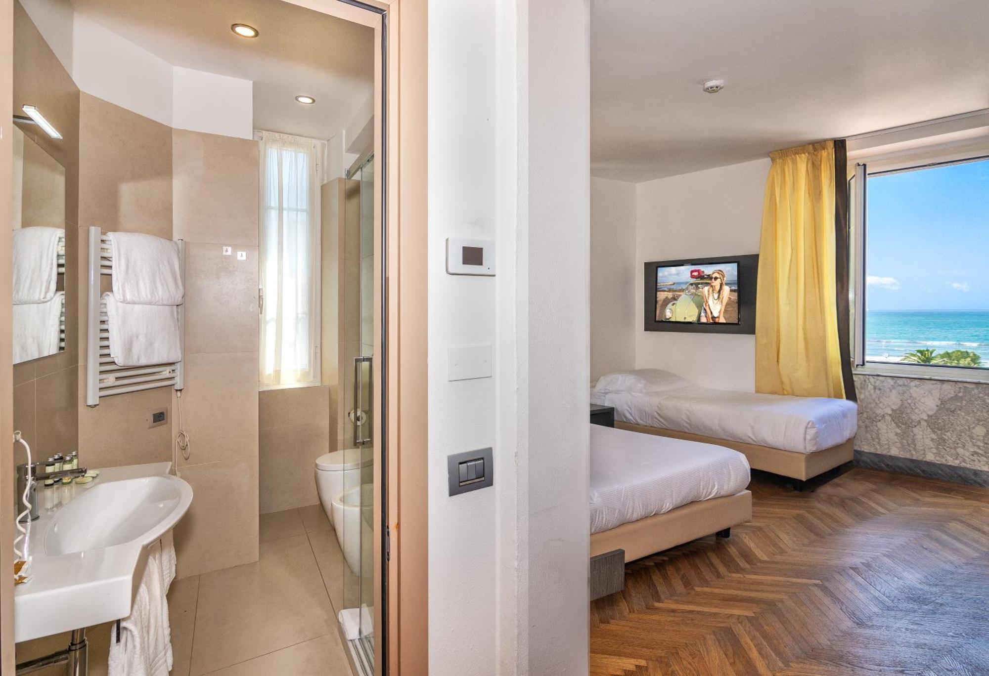 Hotel Tirreno 4*